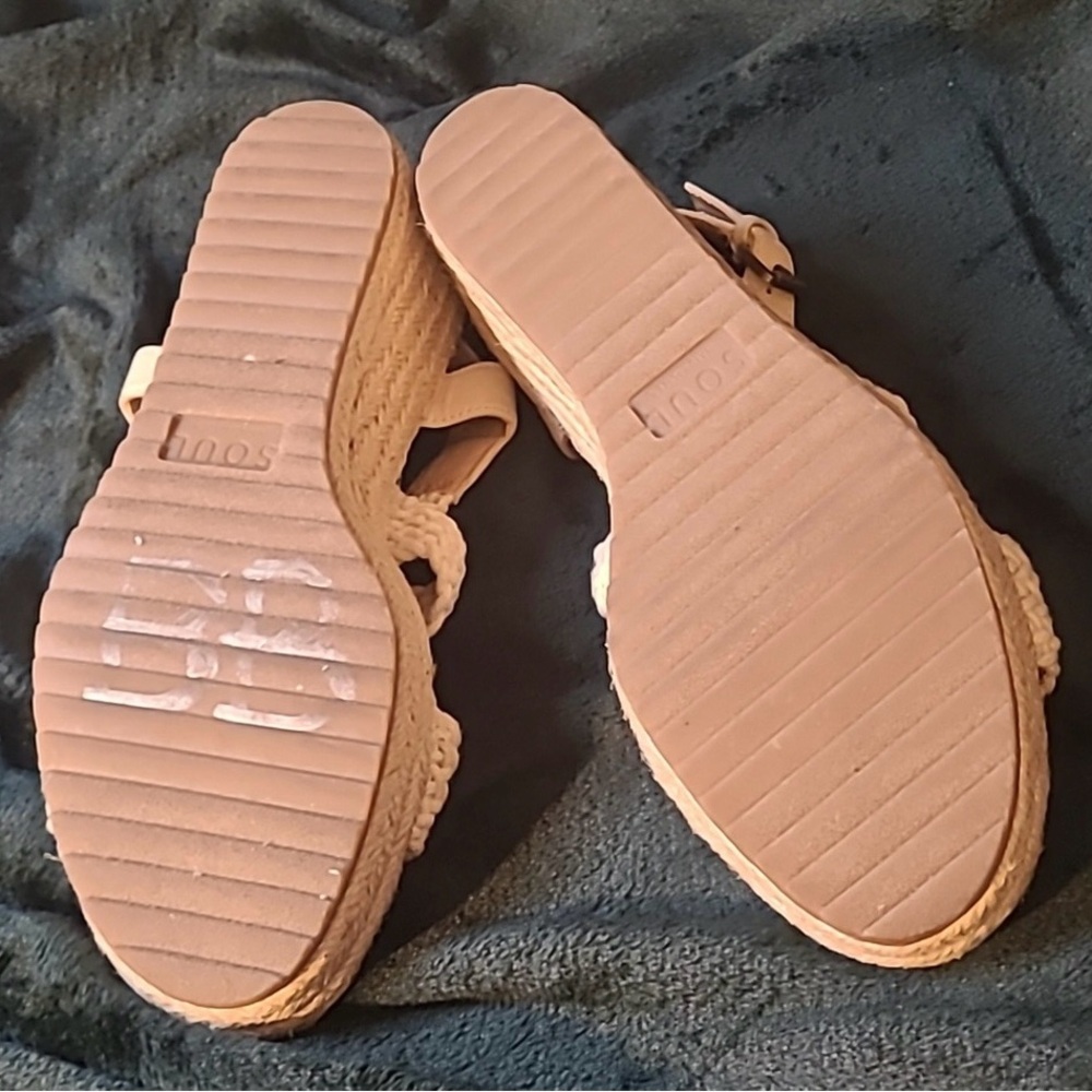 Natural Cream Woven Platform Sandals for Women - Picture 8 of 10